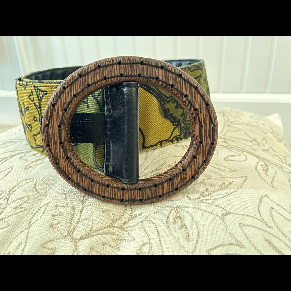Miu Miu black leather and tropical print belt
